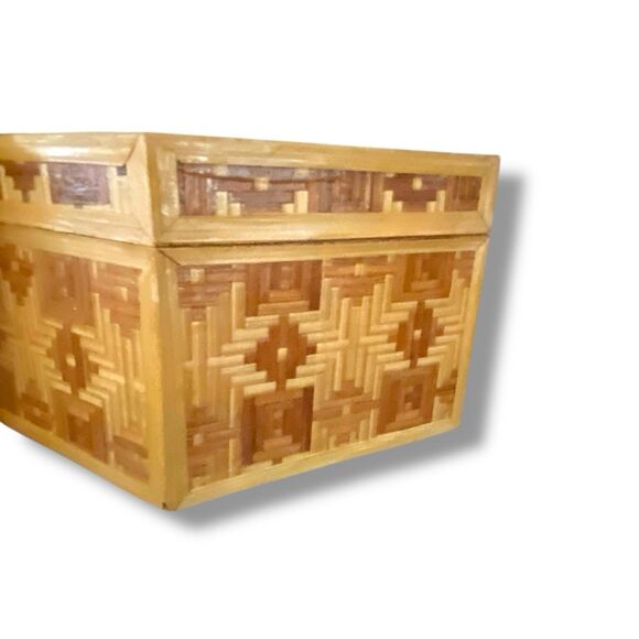 Vtg Chinese Bamboo Straw Rattan Hand Made Trinket Boxes Hexagonal Pair Nesting - Picture 13 of 16